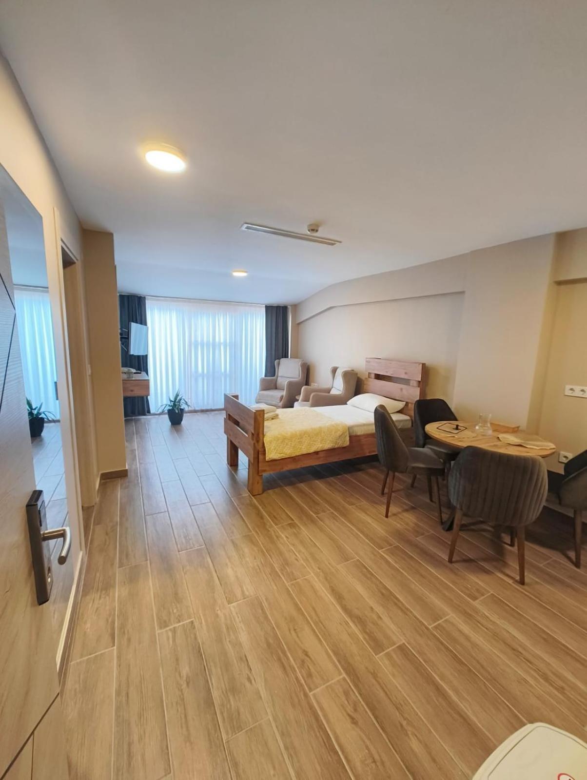 Majestik Hotel اسطنبول المظهر الخارجي الصورة